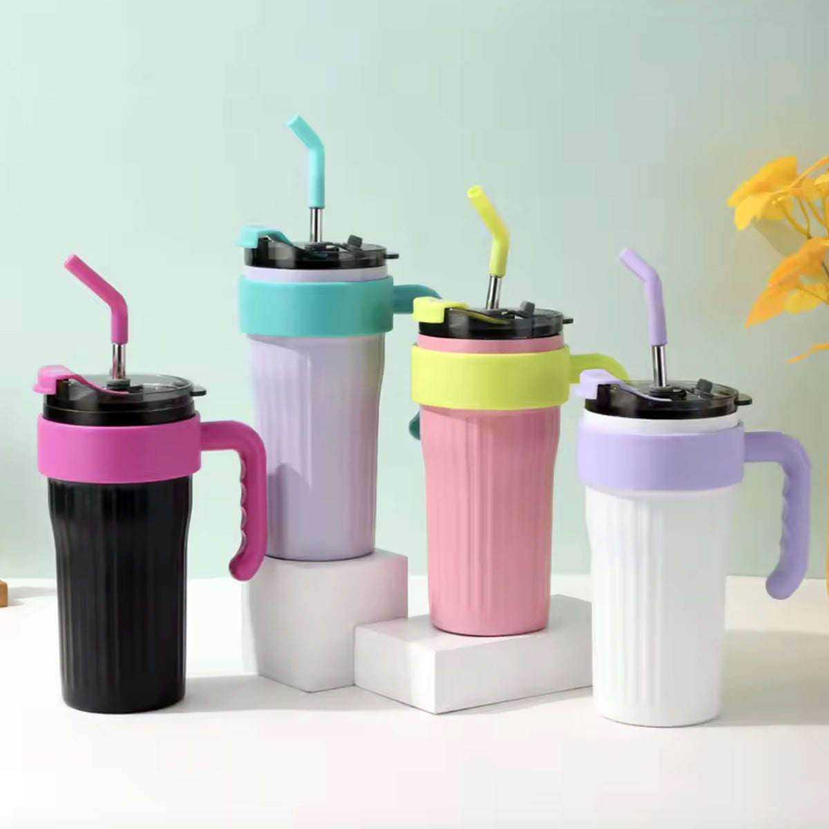 Black Ribbed Stanely Sipper