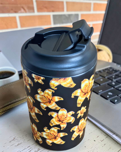 Golden Flowers Travel Mug